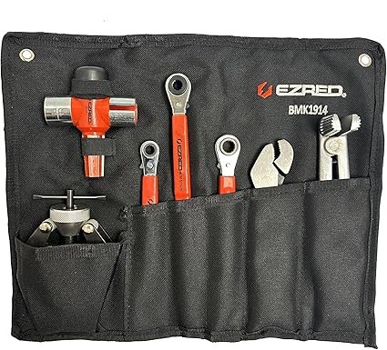 915jHd50G4L._AC_SX425_.jpg EZRED BMK1914 5Piece Battery Maintenance Kit